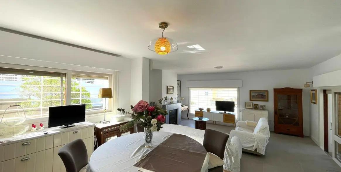 Продажа  отдельно стоящей виллы в Estepona 4