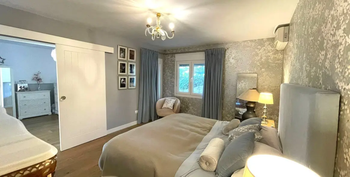 Продажа  отдельно стоящей виллы в Estepona 13