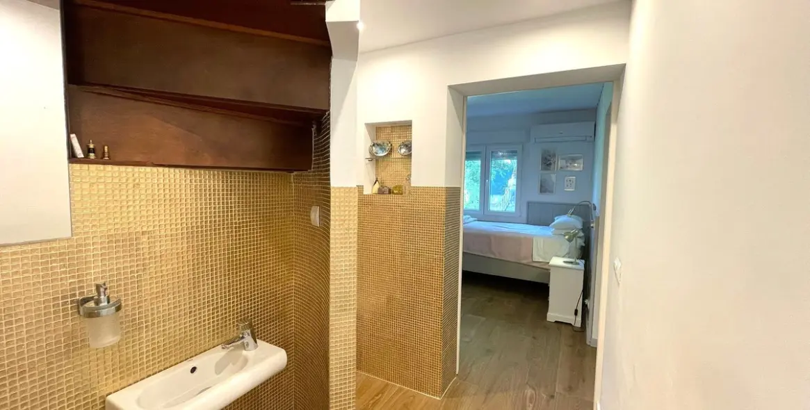 Продажа  отдельно стоящей виллы в Estepona 17