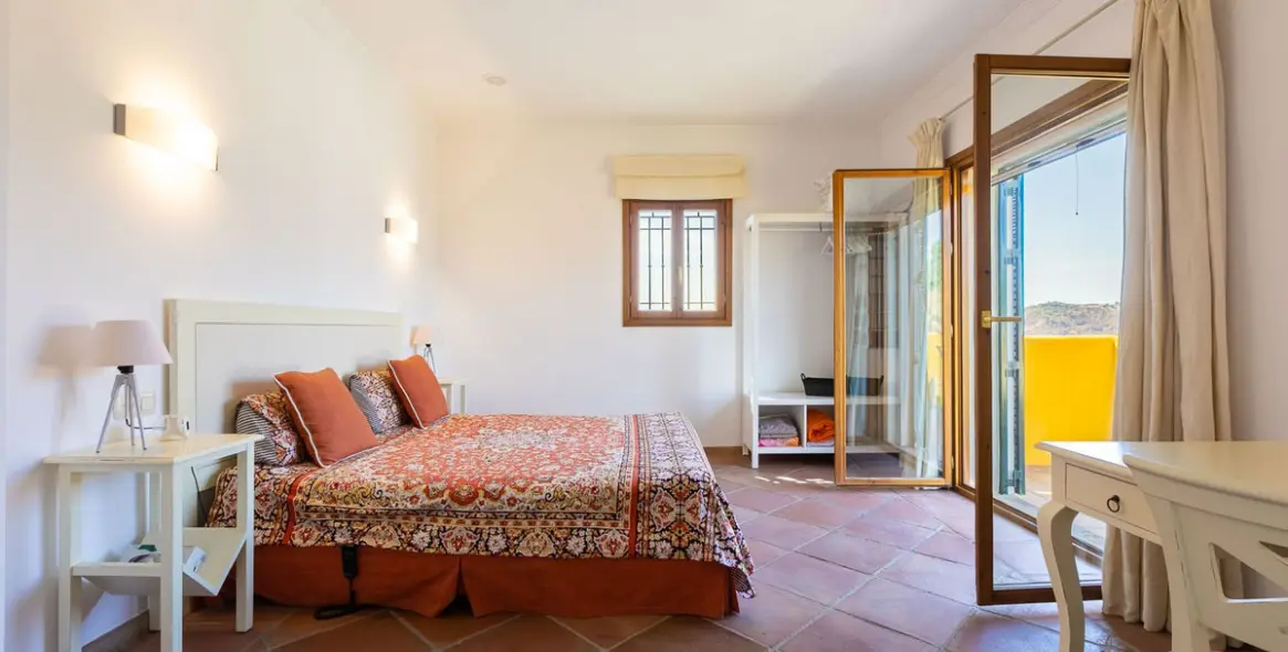 Продажа  отдельно стоящей виллы в Benahavís 30