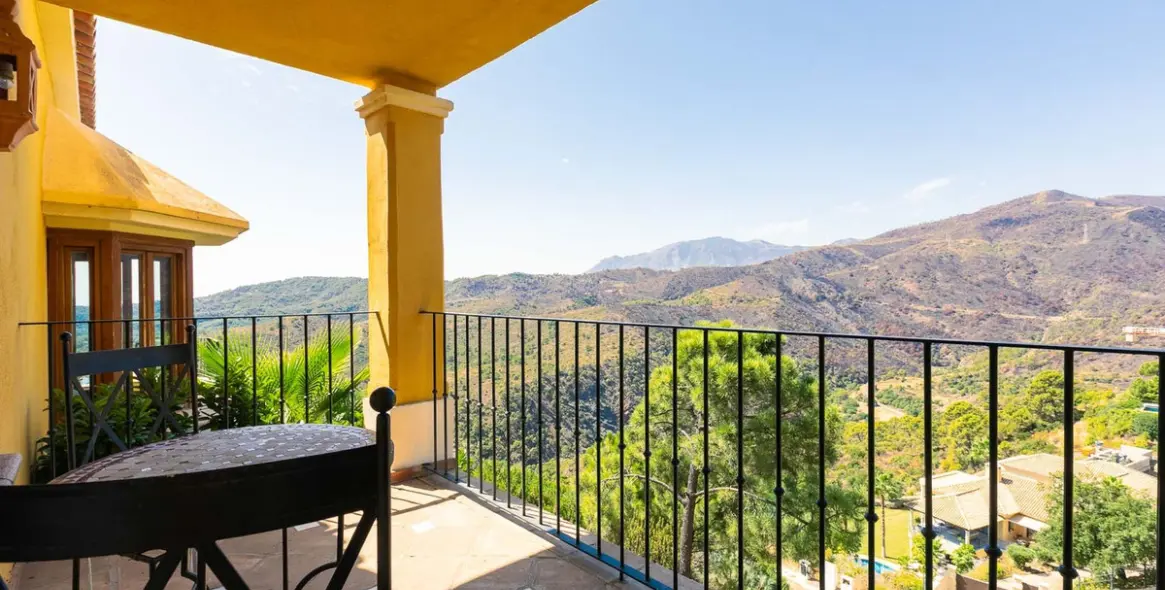 Продажа  отдельно стоящей виллы в Benahavís 37