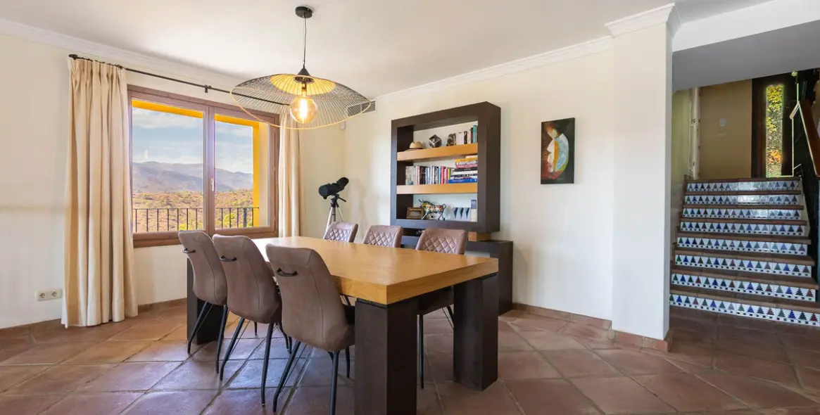 Продажа  отдельно стоящей виллы в Benahavís 44