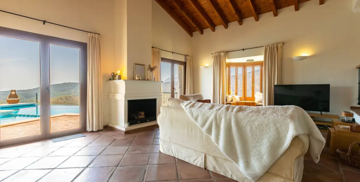 Продажа  отдельно стоящей виллы в Benahavís 45