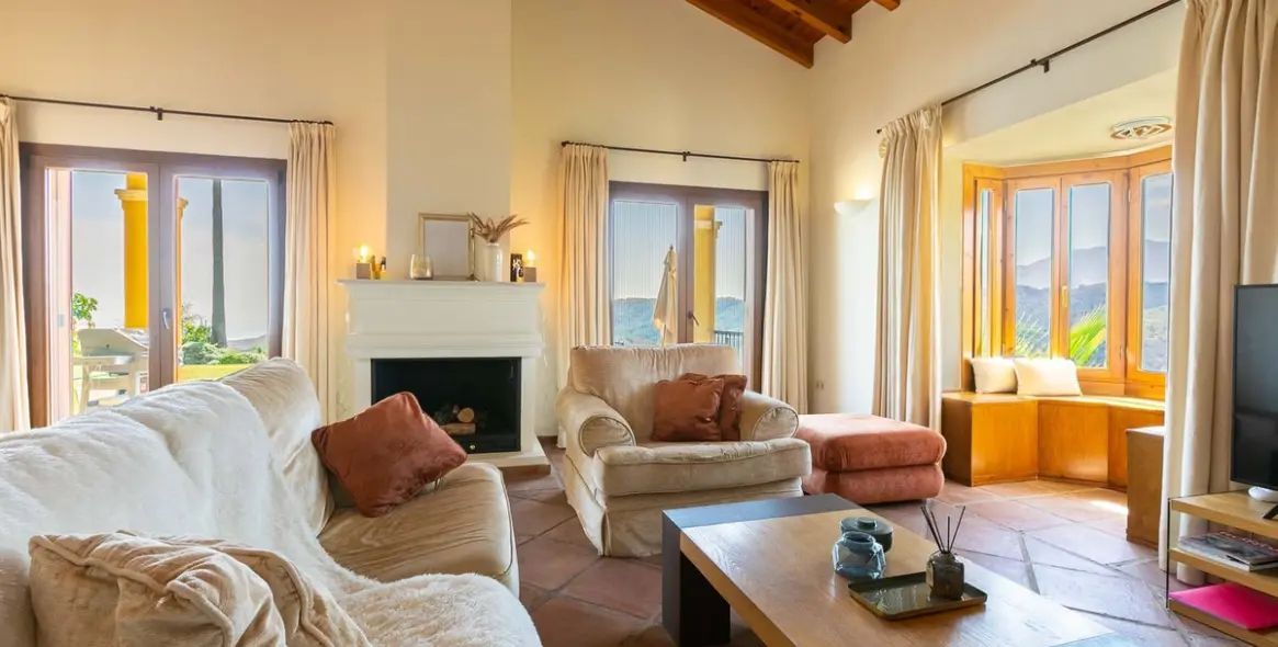 Продажа  отдельно стоящей виллы в Benahavís 47