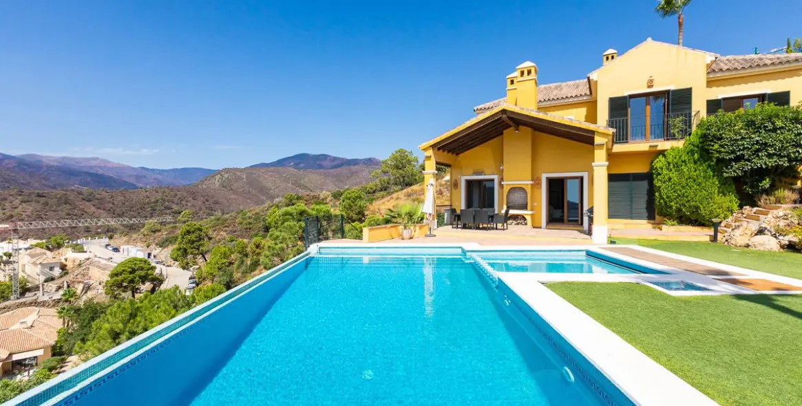 Продажа  отдельно стоящей виллы в Benahavís 63