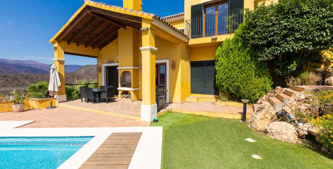 Продажа  отдельно стоящей виллы в Benahavís 68