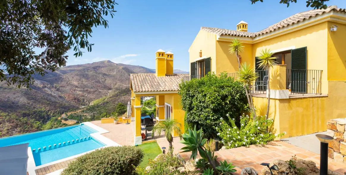 Продажа  отдельно стоящей виллы в Benahavís 74