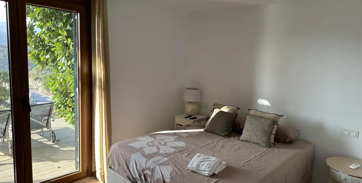 Продажа  отдельно стоящей виллы в Benahavís 98