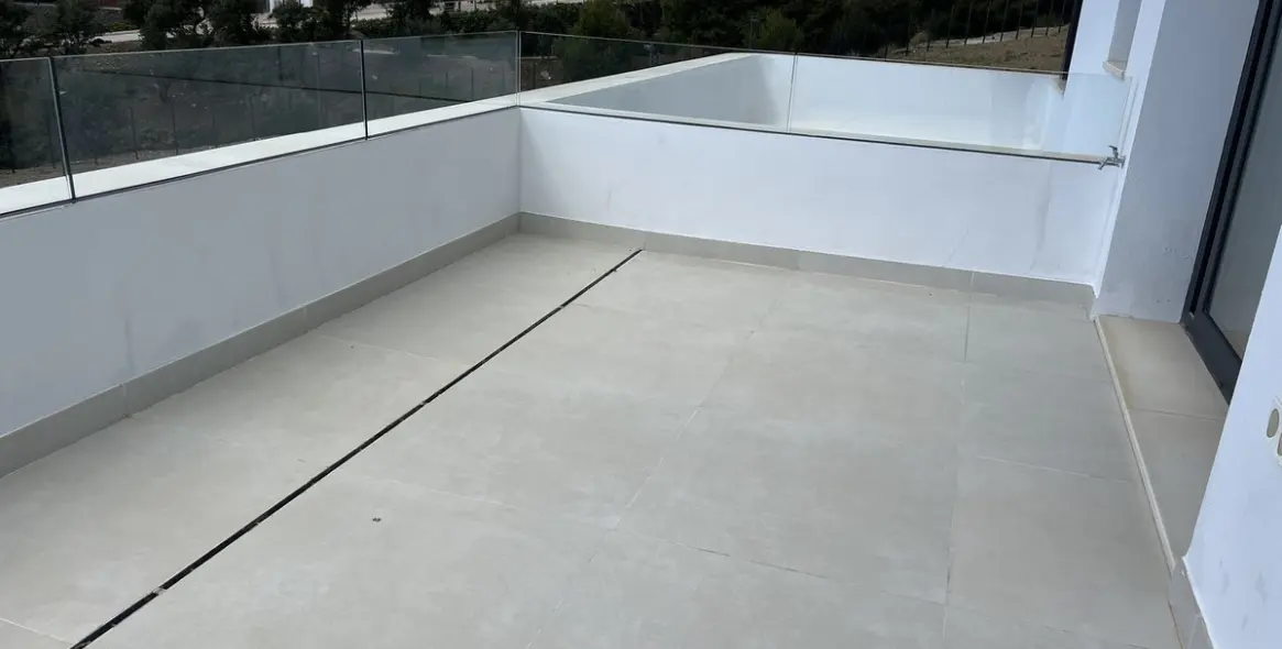 Продажа  отдельно стоящей виллы в Fuengirola 18