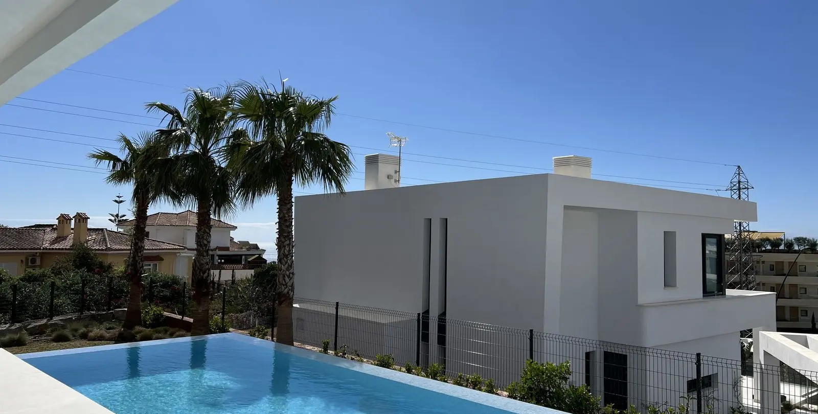 Sale of detached villa in Fuengirola 34