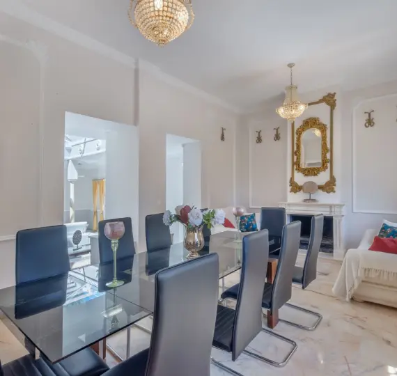 Oтдельно стоящая вилла R4731685