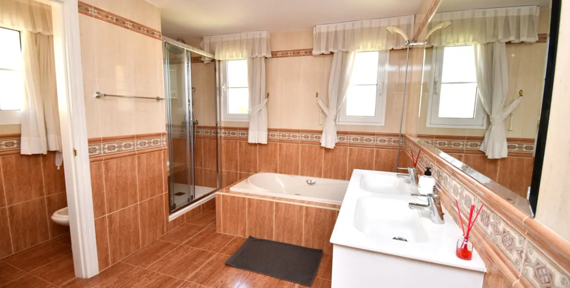 Venta de villa independiente en Mijas Golf 34