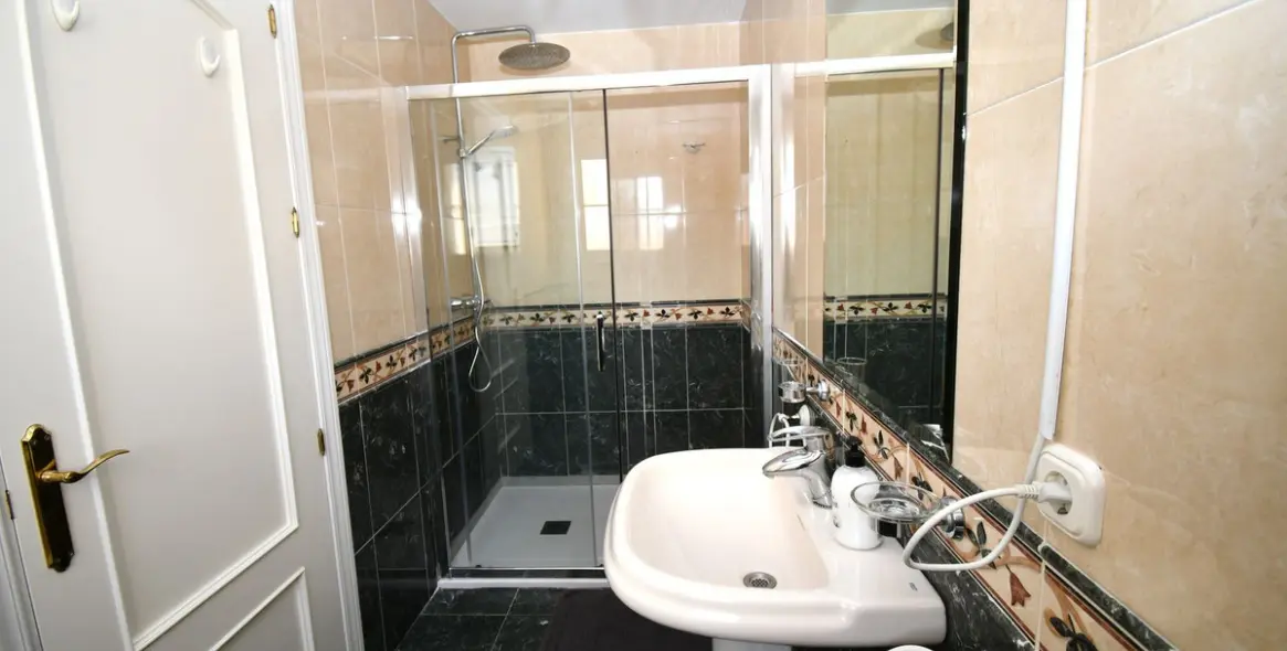 Venta de villa independiente en Mijas Golf 39