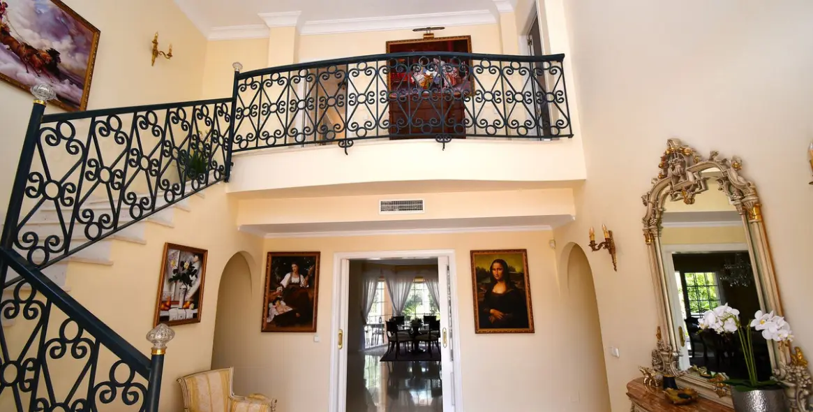 Venta de villa independiente en Mijas Golf 59