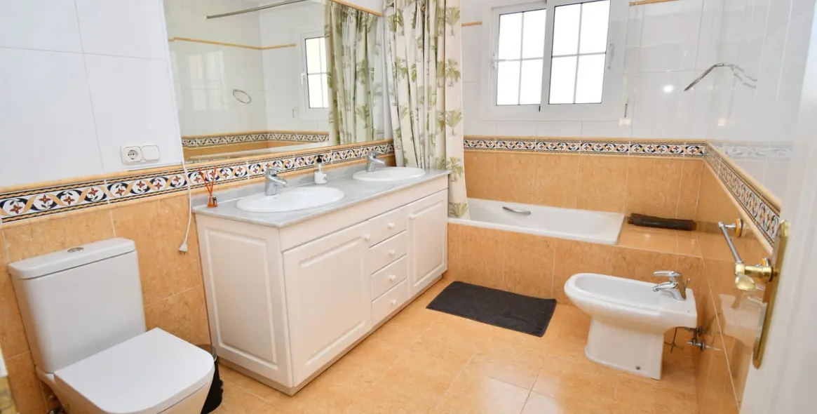 Venta de villa independiente en Mijas Golf 79