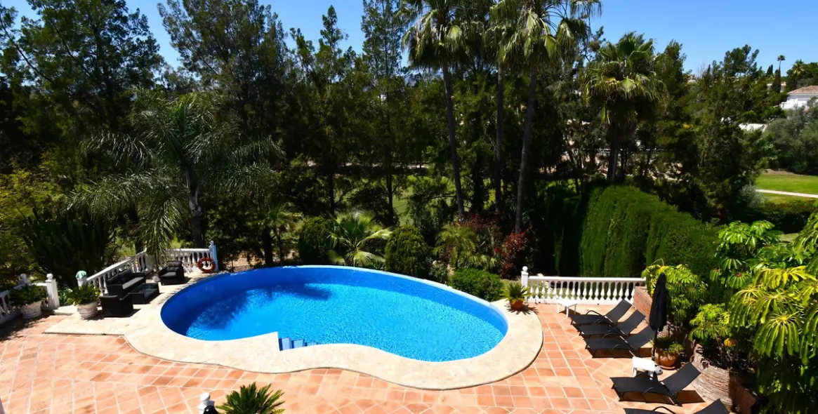 Venta de villa independiente en Mijas Golf 90