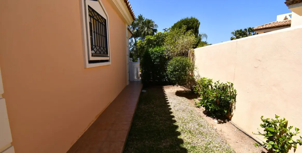 Venta de villa independiente en Mijas Golf 97