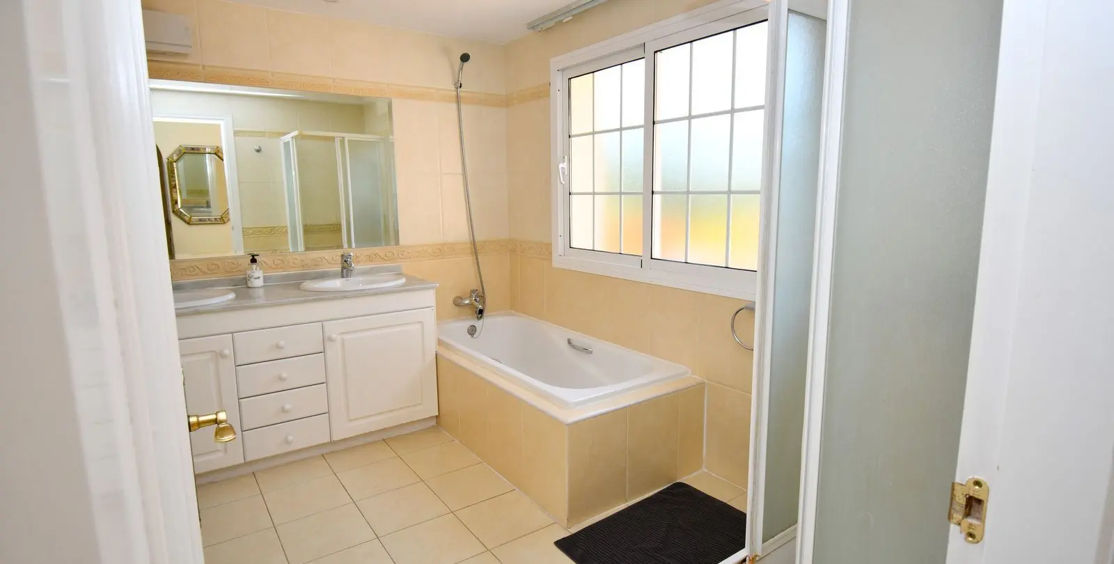 Venta de villa independiente en Mijas Golf 84