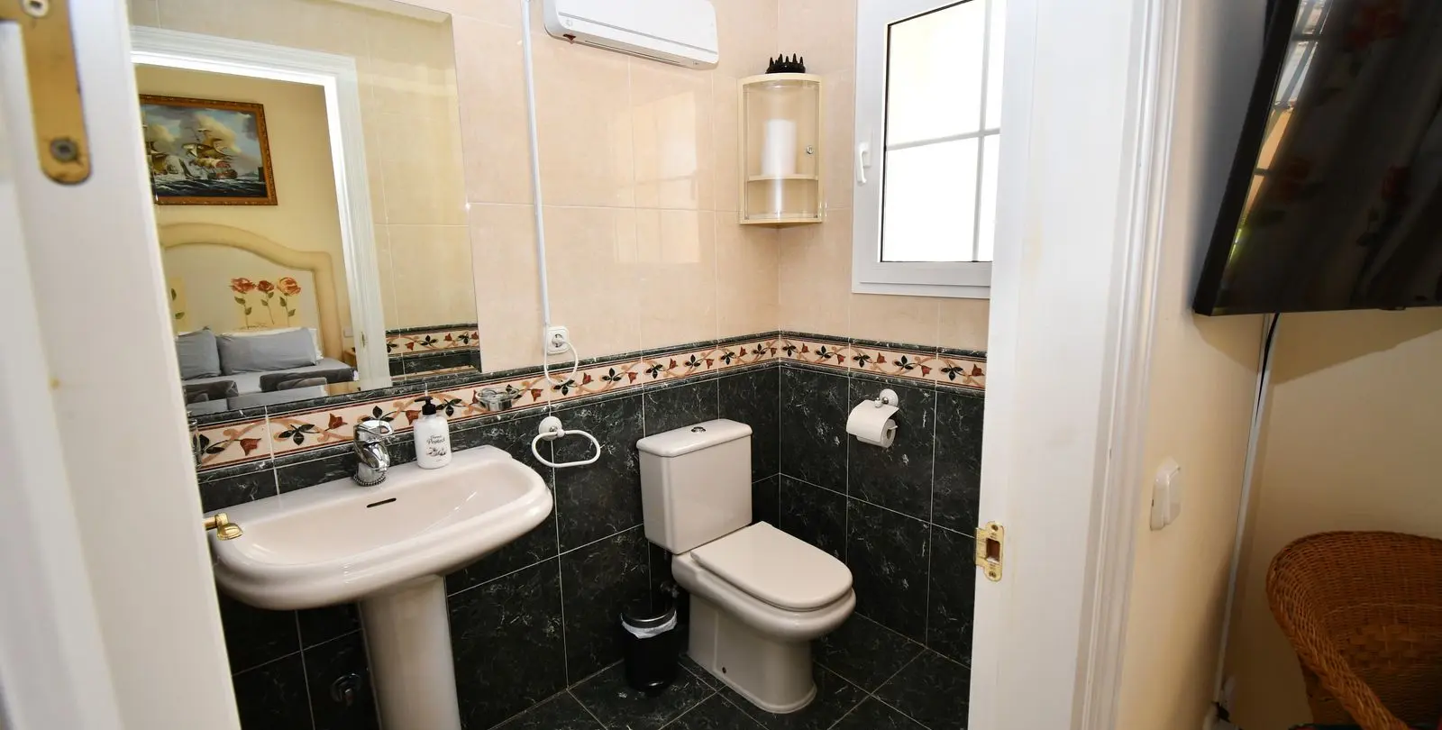 Sale of detached villa in Mijas Golf 38