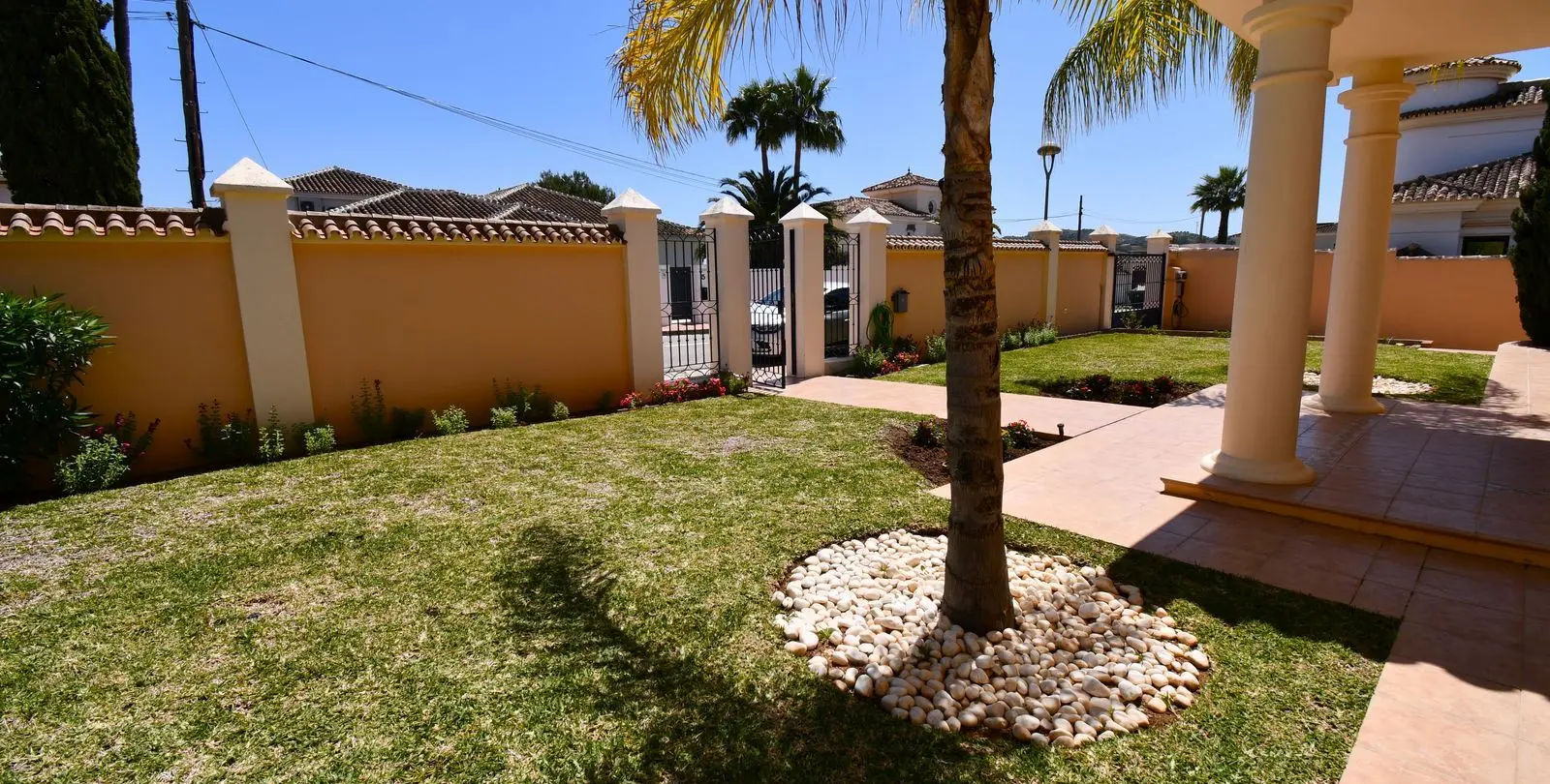 Sale of detached villa in Mijas Golf 149