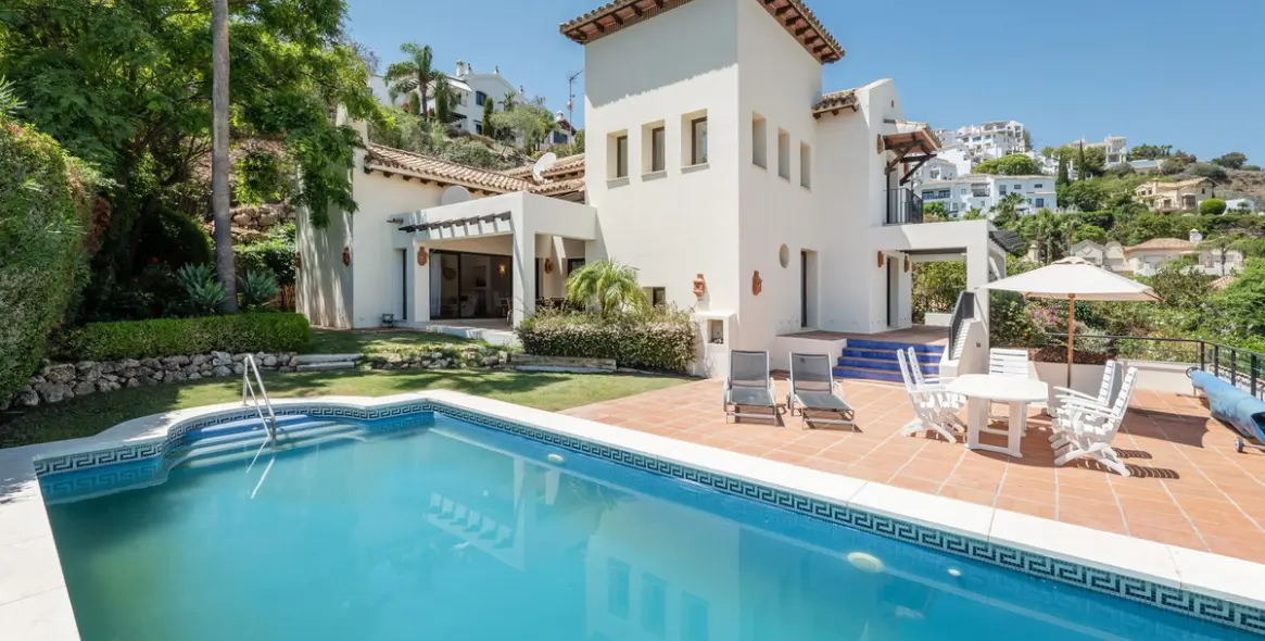 Sale of detached villa in Benahavís (district Los Arqueros) 2