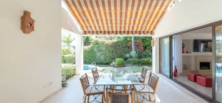 Detached villa R4809619 3