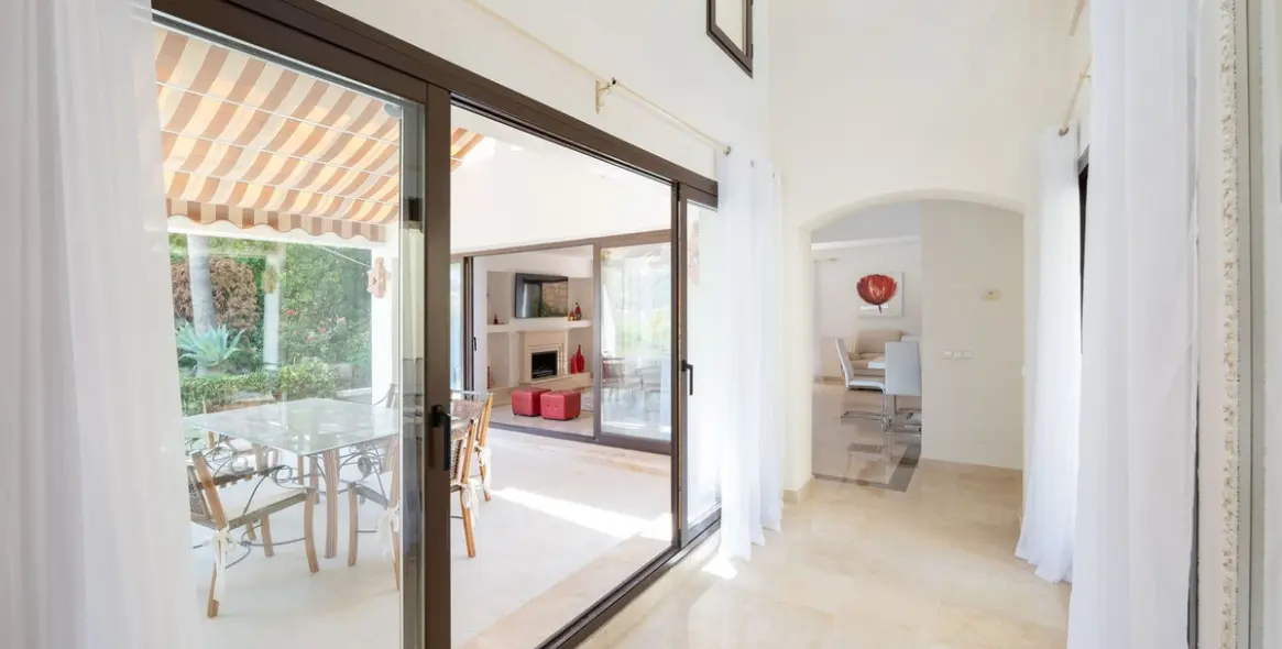 Sale of detached villa in Benahavís (district Los Arqueros) 8