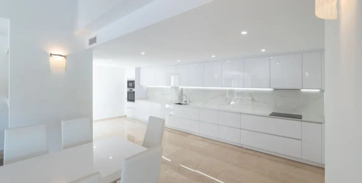 Venta de villa independiente en Los Arqueros 12