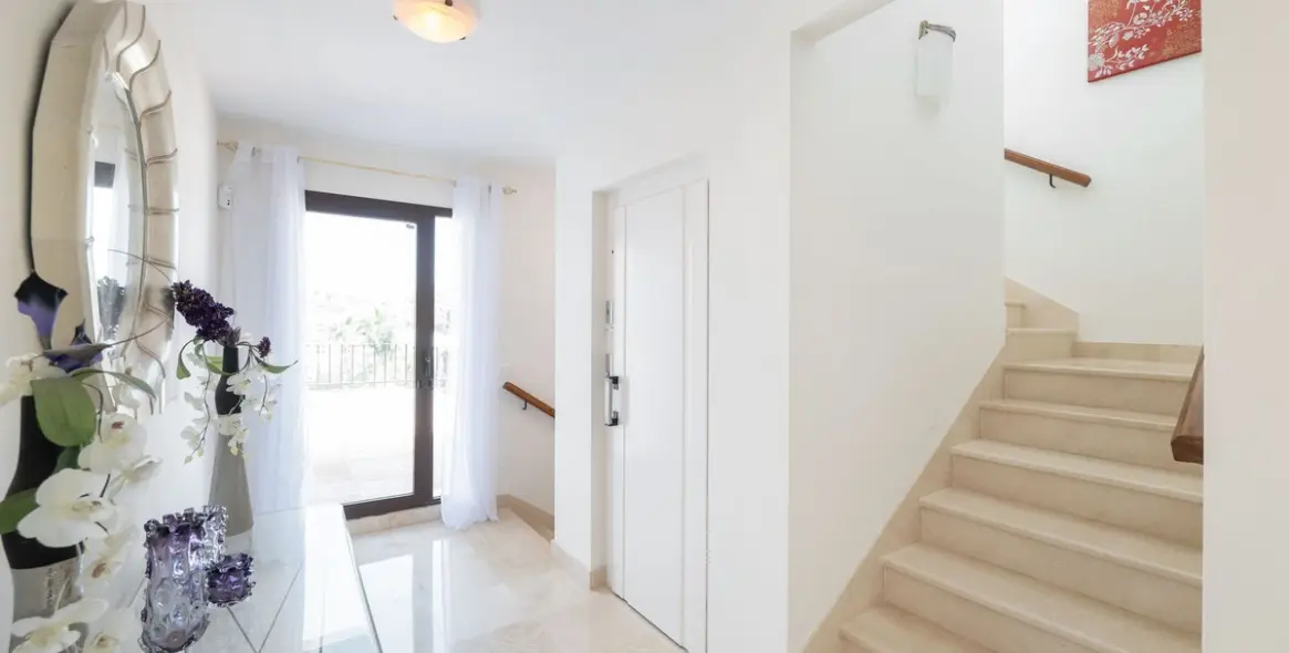 Venta de villa independiente en Los Arqueros 15