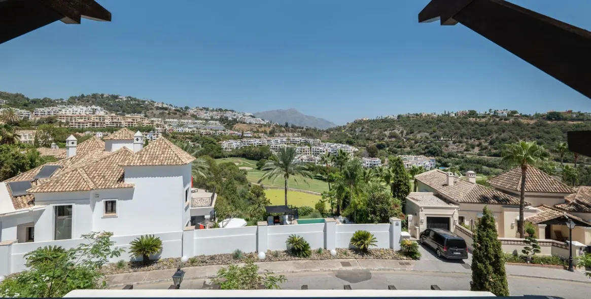 Venta de villa independiente en Los Arqueros 35