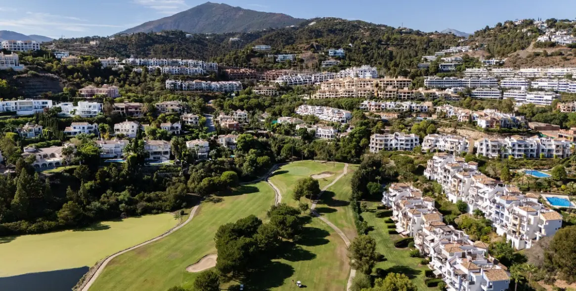 Venta de villa independiente en Los Arqueros 36