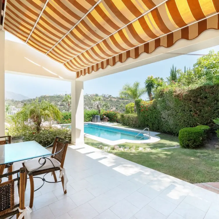 Venta de villa independiente en Los Arqueros