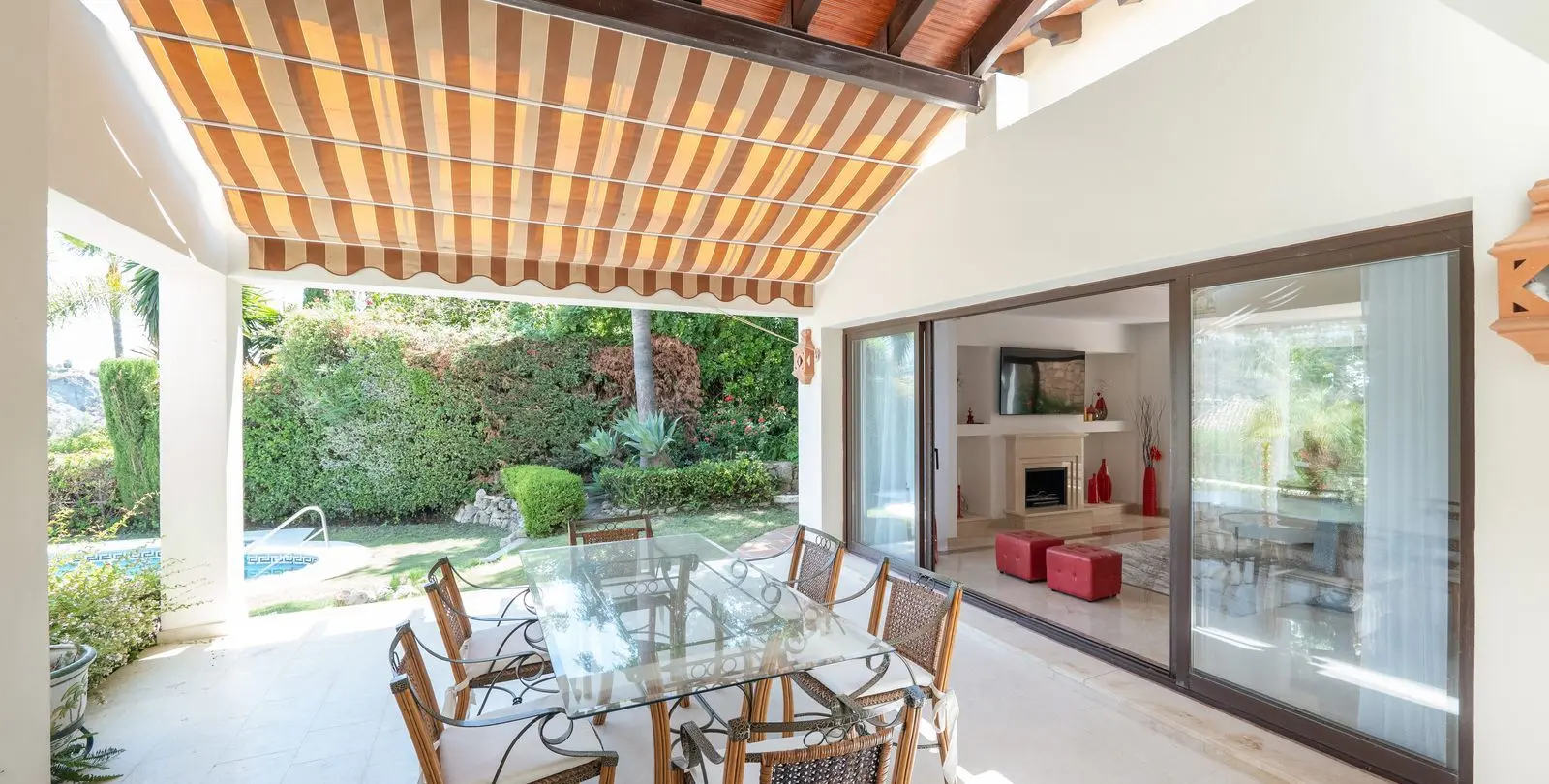 Venta de villa independiente en Los Arqueros 7