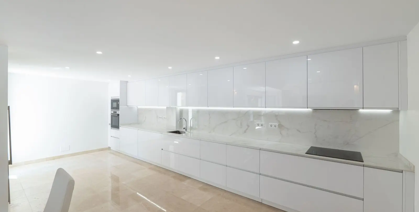 Venta de villa independiente en Los Arqueros 14