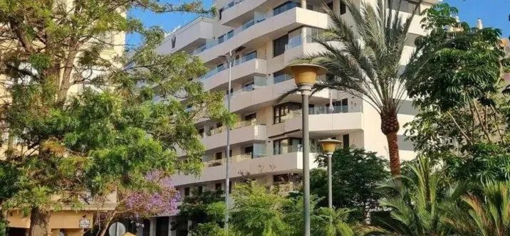 Penthouse R5063341 0