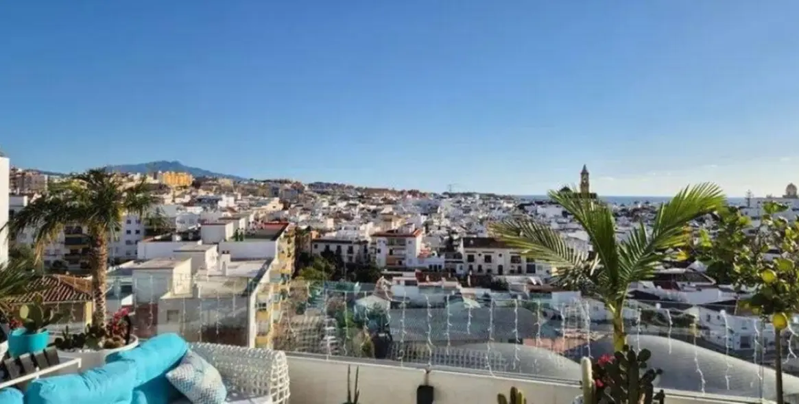 Sale of penthouse in Estepona (district Estepona) 5