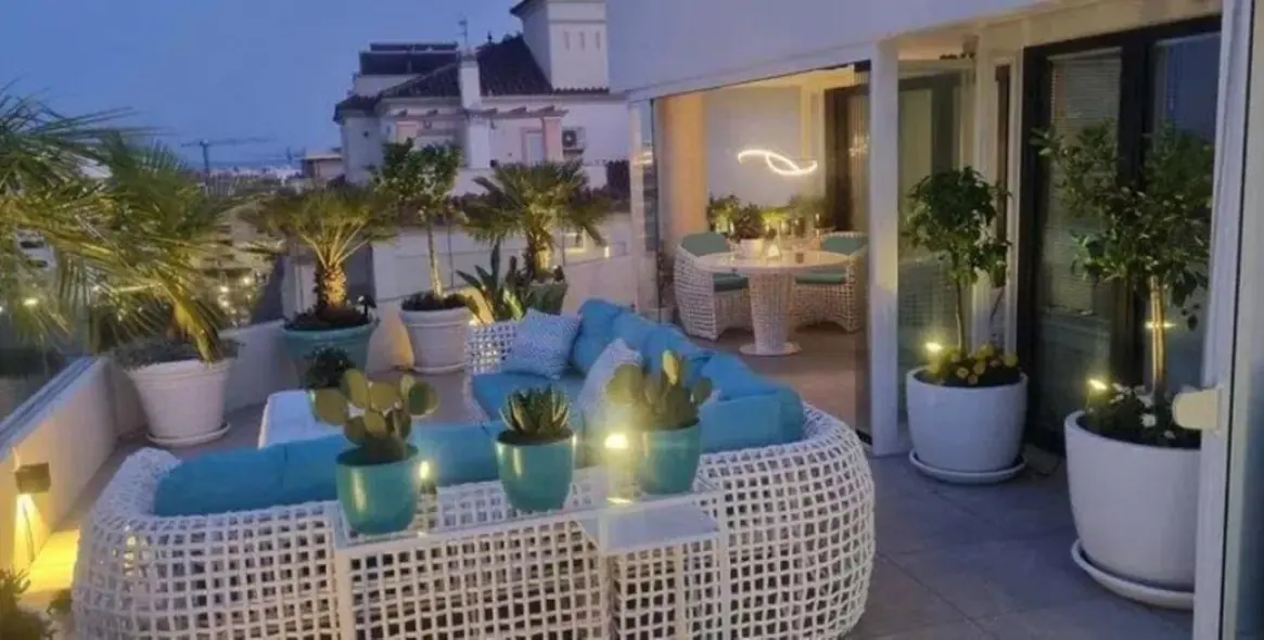 Sale of penthouse in Estepona (district Estepona) 7
