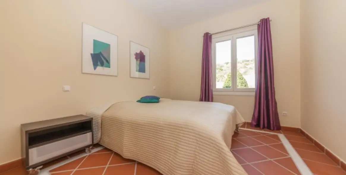 Продажа  отдельно стоящей виллы в Benahavís (район Benahavís) 9