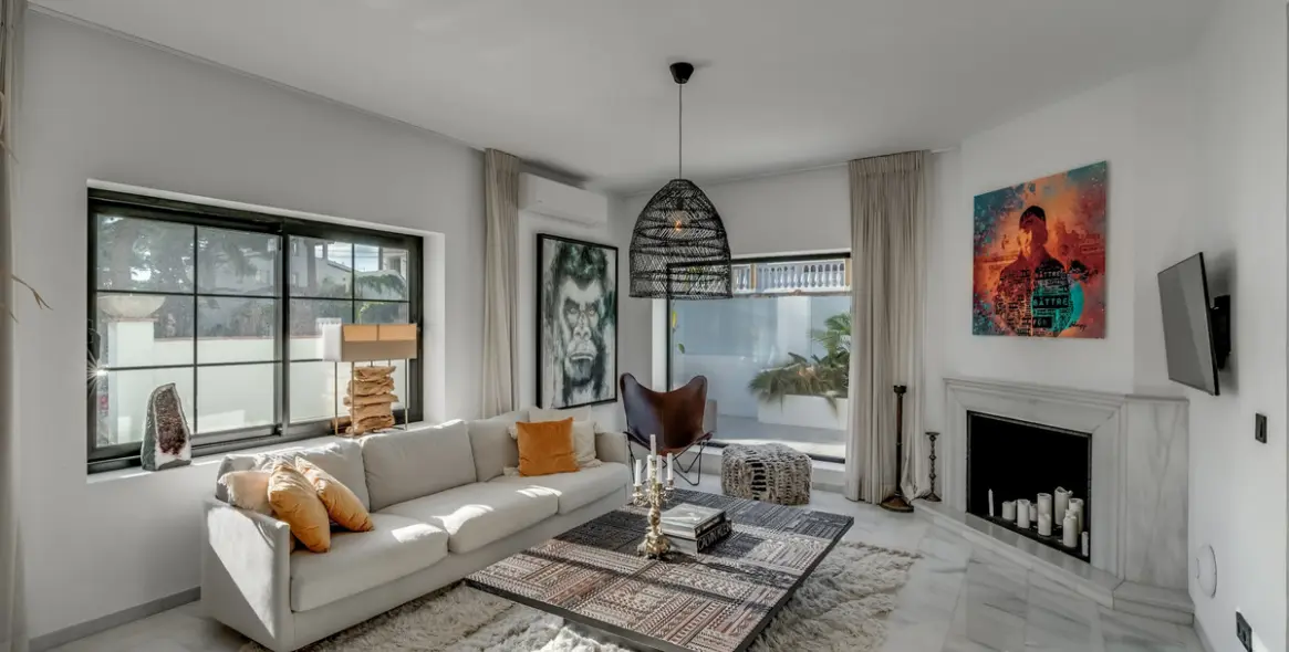 Sale of detached villa in Nueva Andalucía 6