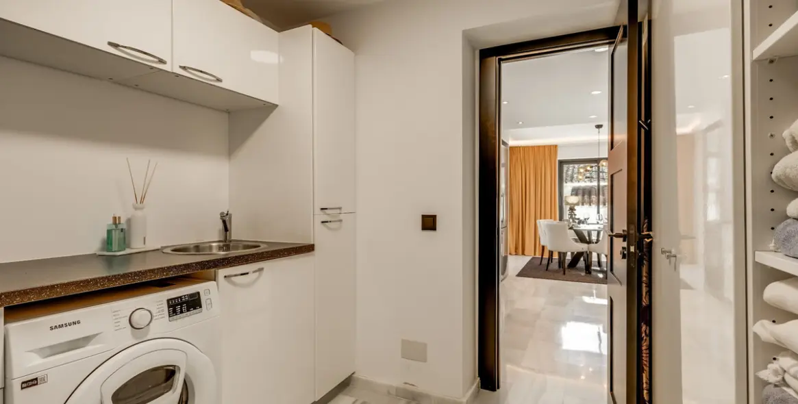 Sale of detached villa in Nueva Andalucía 19