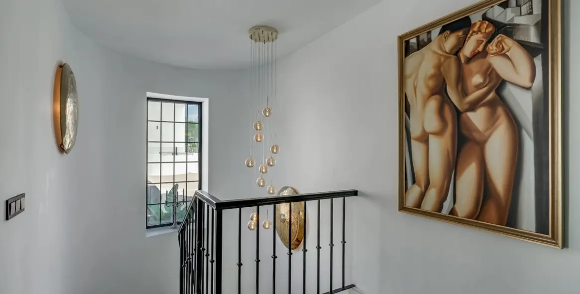 Продажа  отдельно стоящей виллы в Nueva Andalucía 26