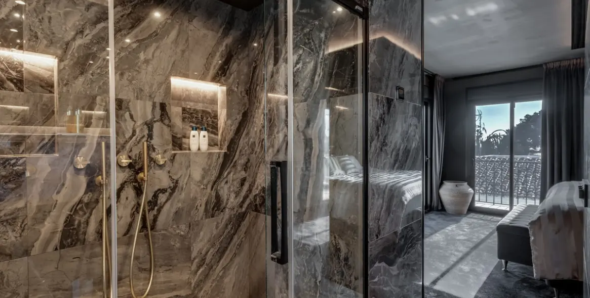 Продажа  отдельно стоящей виллы в Nueva Andalucía 30