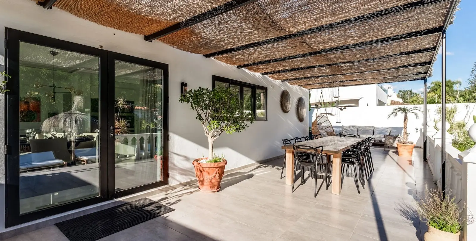 Sale of detached villa in Nueva Andalucía 12