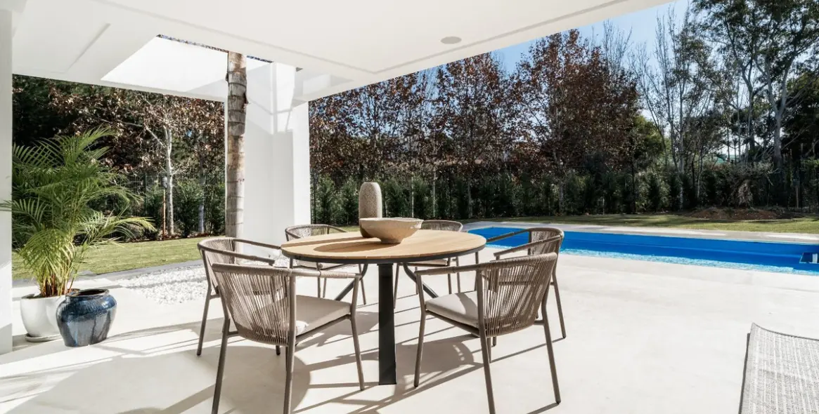 Продажа  отдельно стоящей виллы в Estepona (район El Paraiso) 2