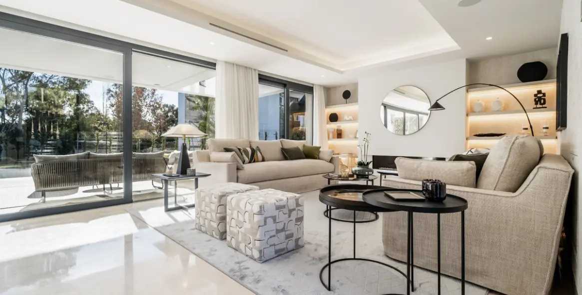 Продажа  отдельно стоящей виллы в Estepona (район El Paraiso) 6