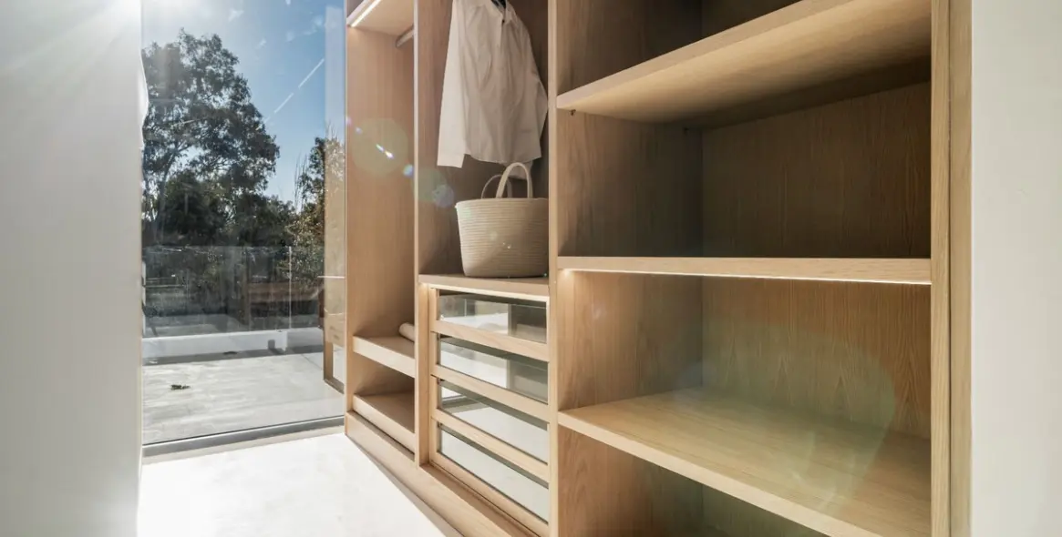 Продажа  отдельно стоящей виллы в Estepona (район El Paraiso) 9