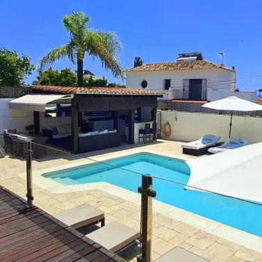 Продажа  отдельно стоящей виллы в Marbella