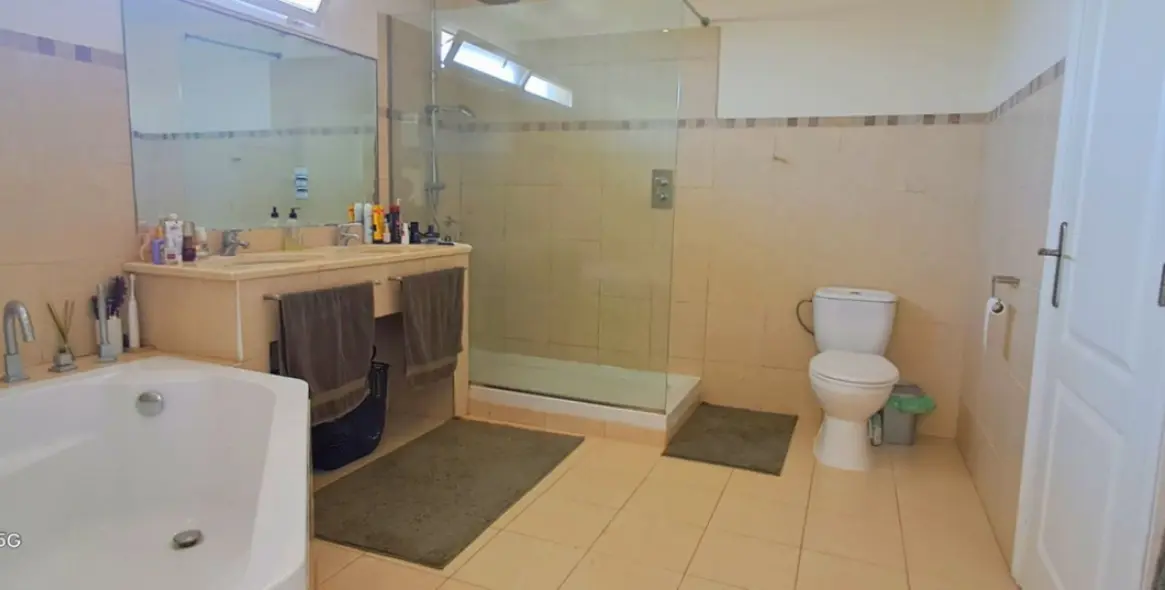 Продажа  отдельно стоящей виллы в Marbella 12