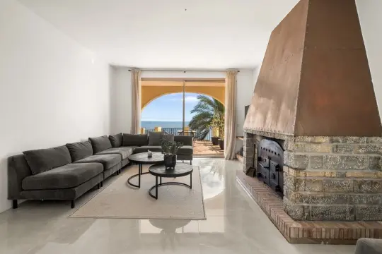 Image 18 thumb