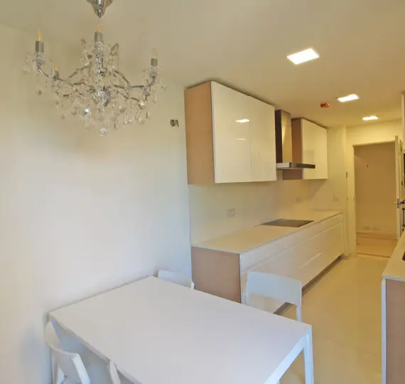 Venta de ático en Guadalmina Baja